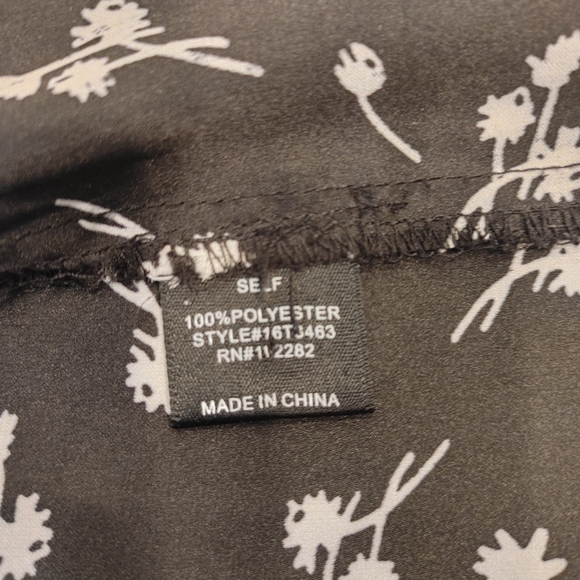 GREYLIN FLORAL BUTTON DOWN BLOUSE, BLACK S - Picture 11 of 12